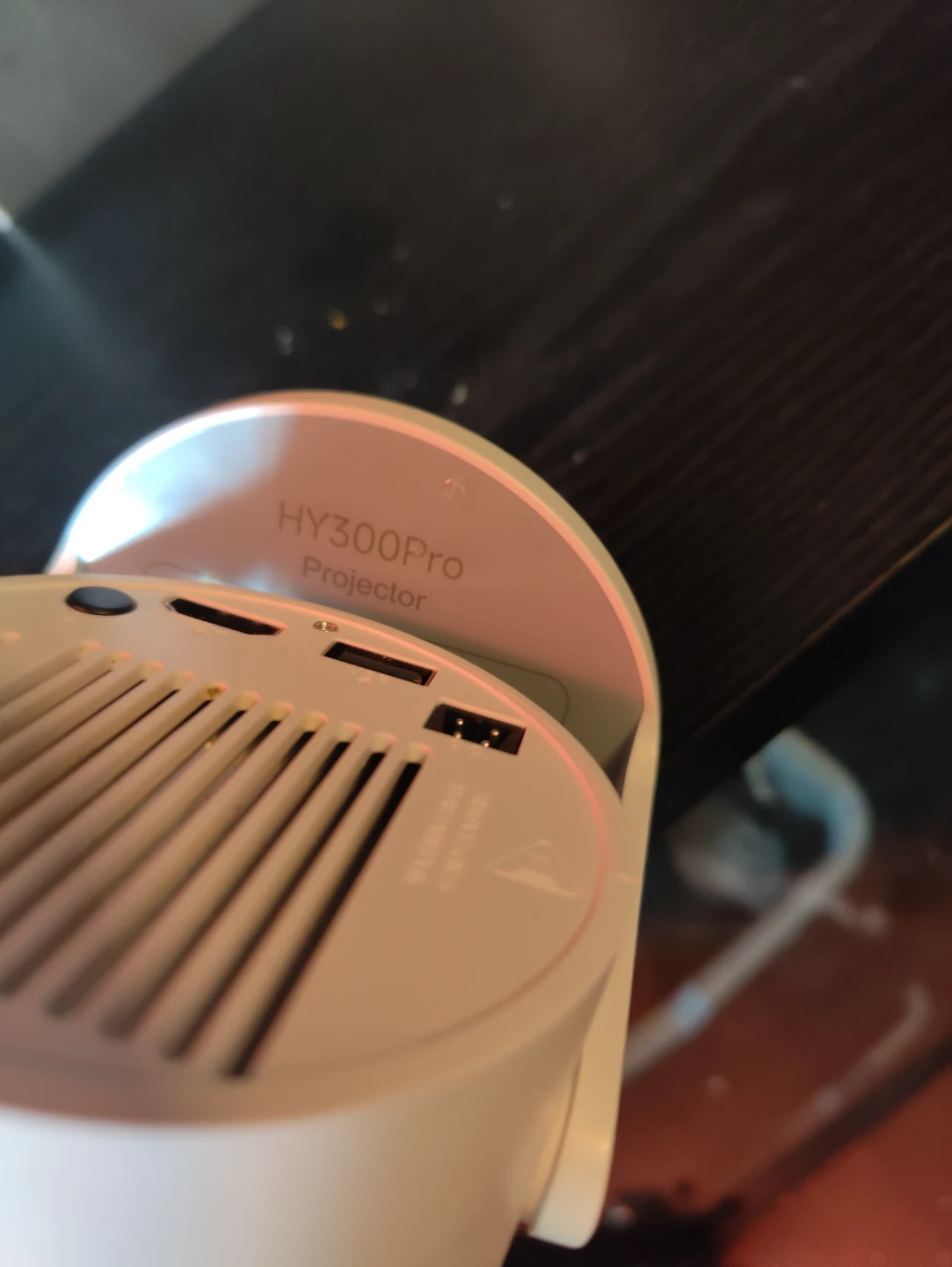 HY300Pro Mini Projector - photo 3