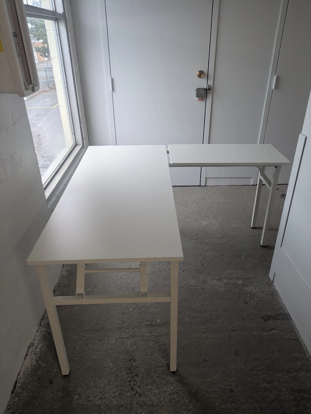 White L-Shaped Desk - photo 4