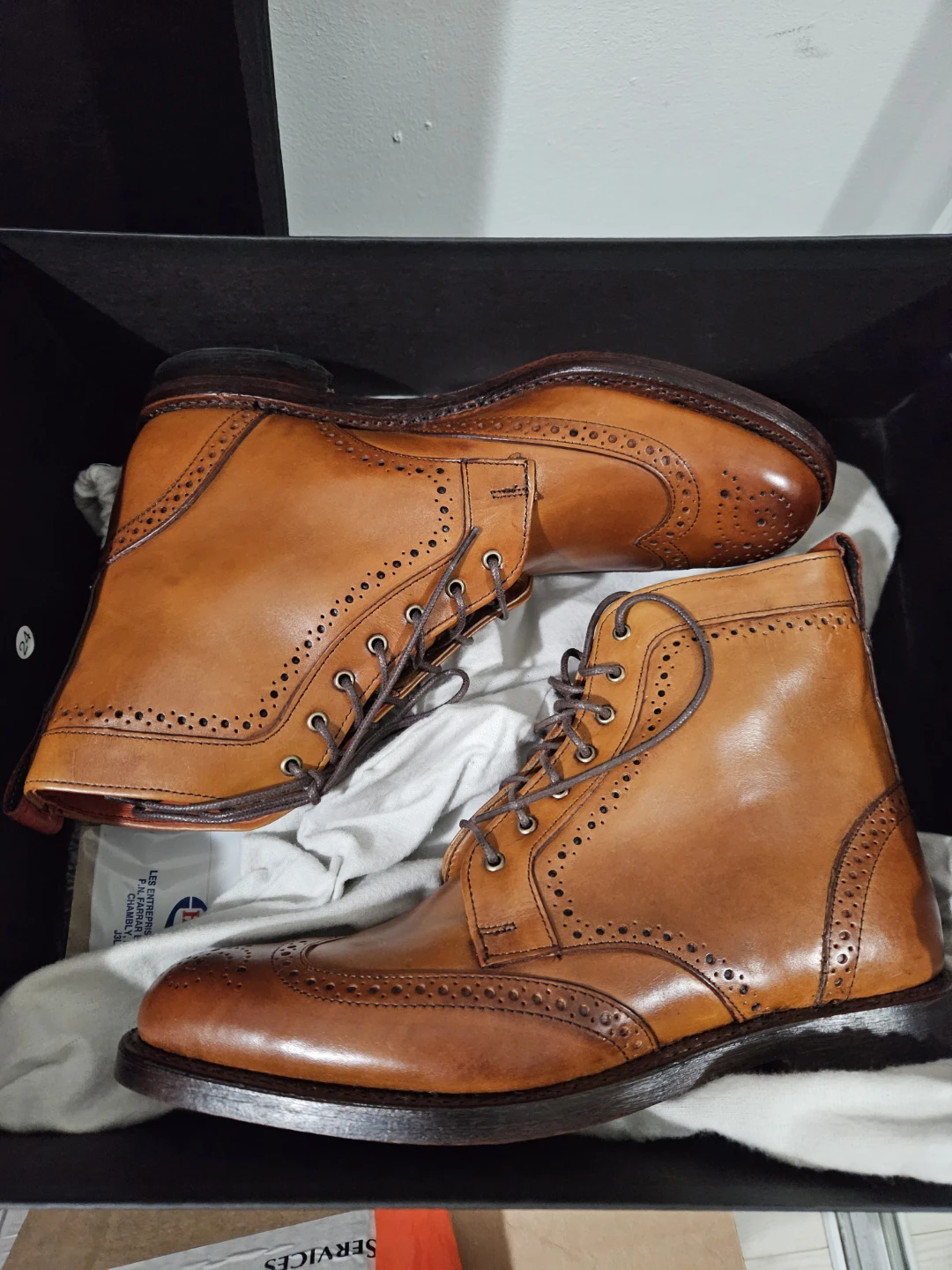 Brand New Allen Edmonds Dalton Boots - Walnut - Size 8 D - photo 3