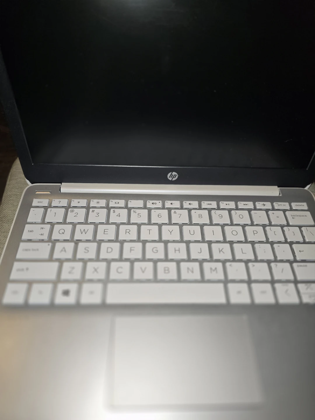 H.p streaming laptop - photo 3