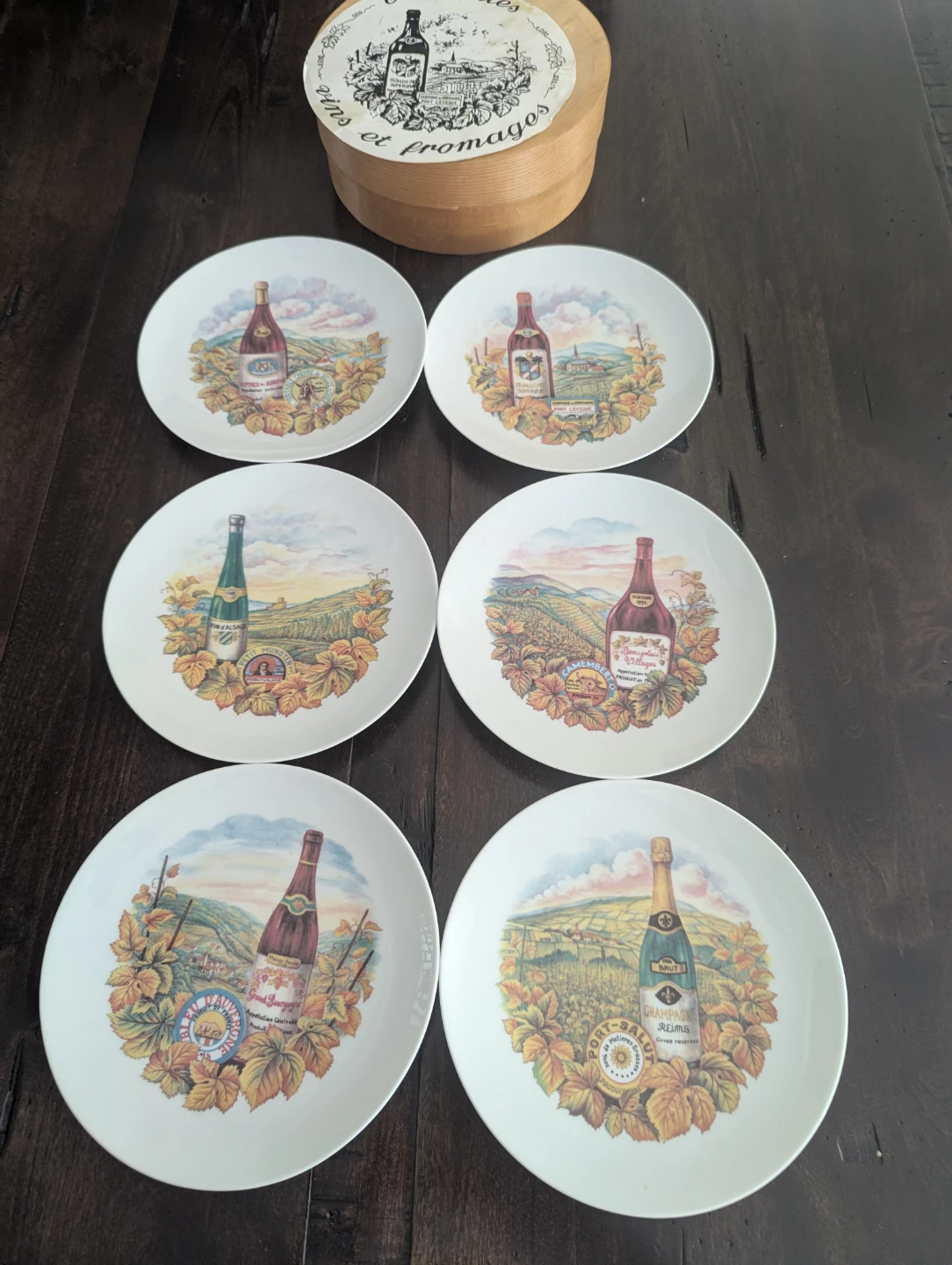 Bareuther porcelain plates set