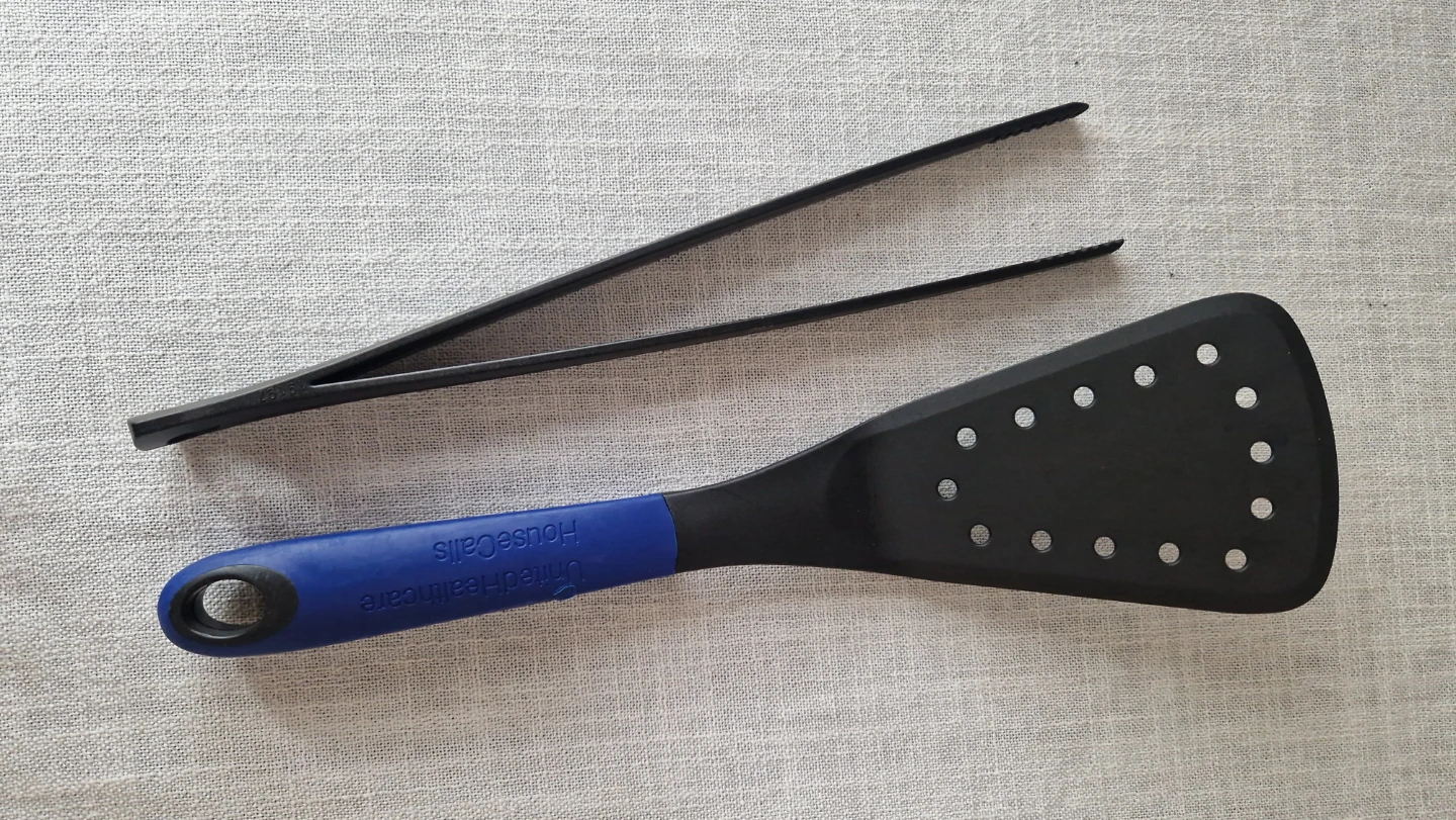 ⚽ Spatula and Tongs Set