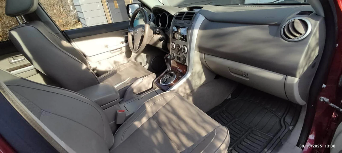 Suzuki Grand Vitara - photo 2