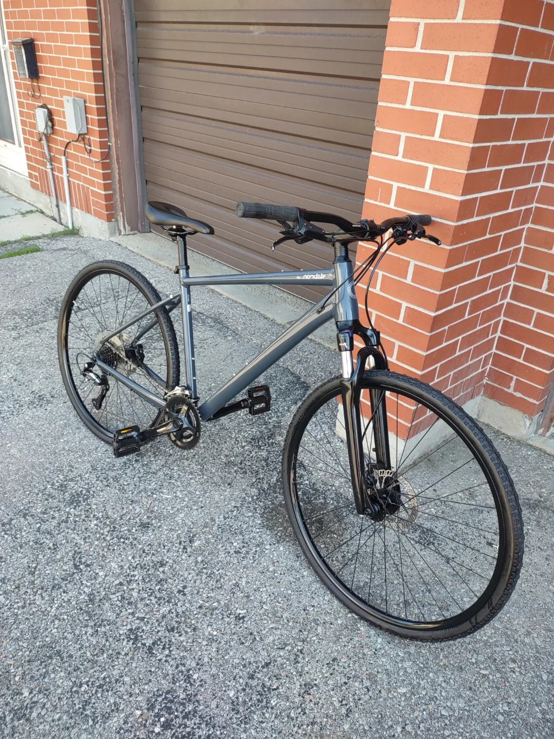 Cannondale Quick CX Three Hybrid Bike - photo 2