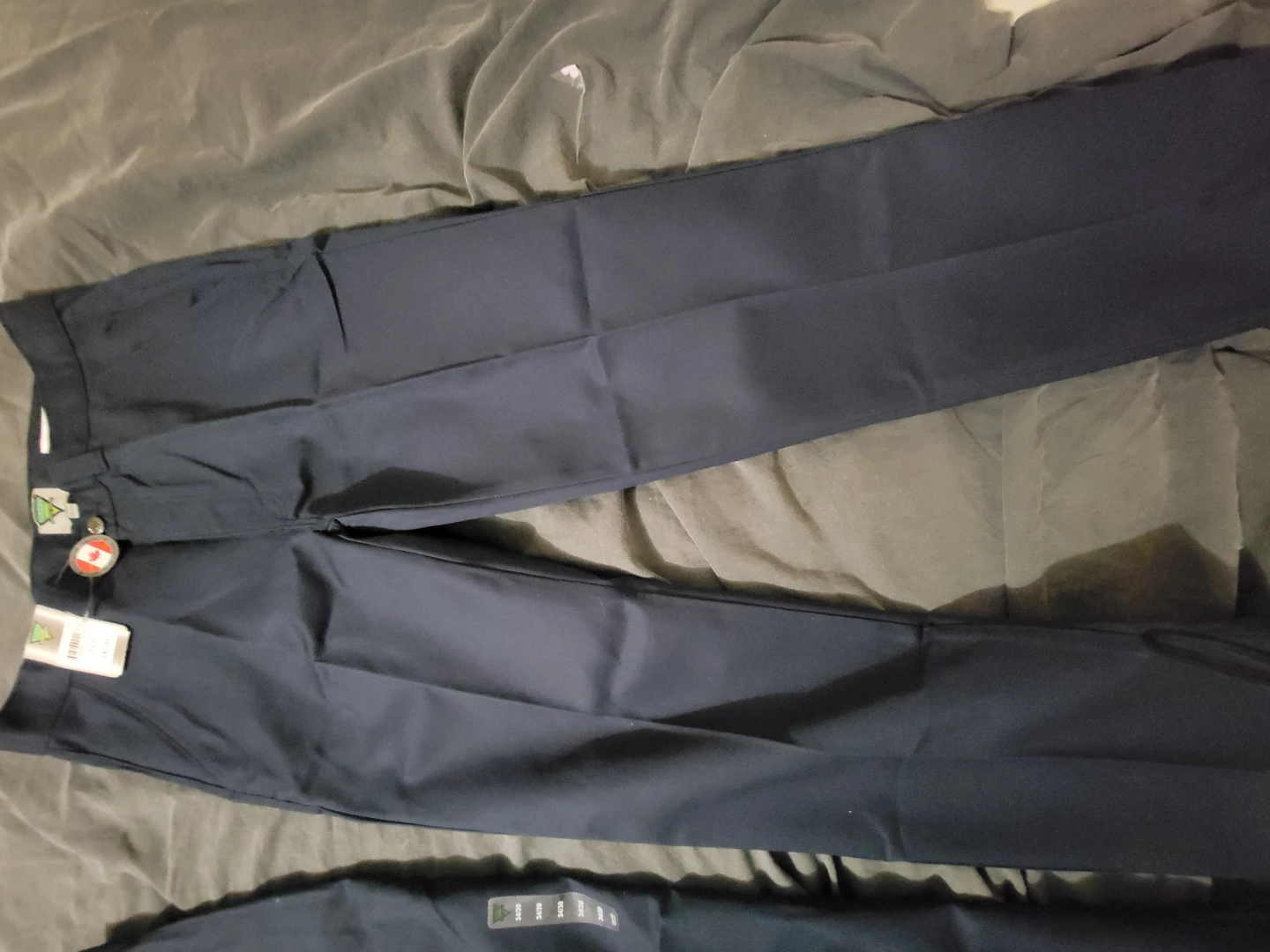 Nautica Men's Classic Fit Khaki Pants Size 34x30 Navy Blue