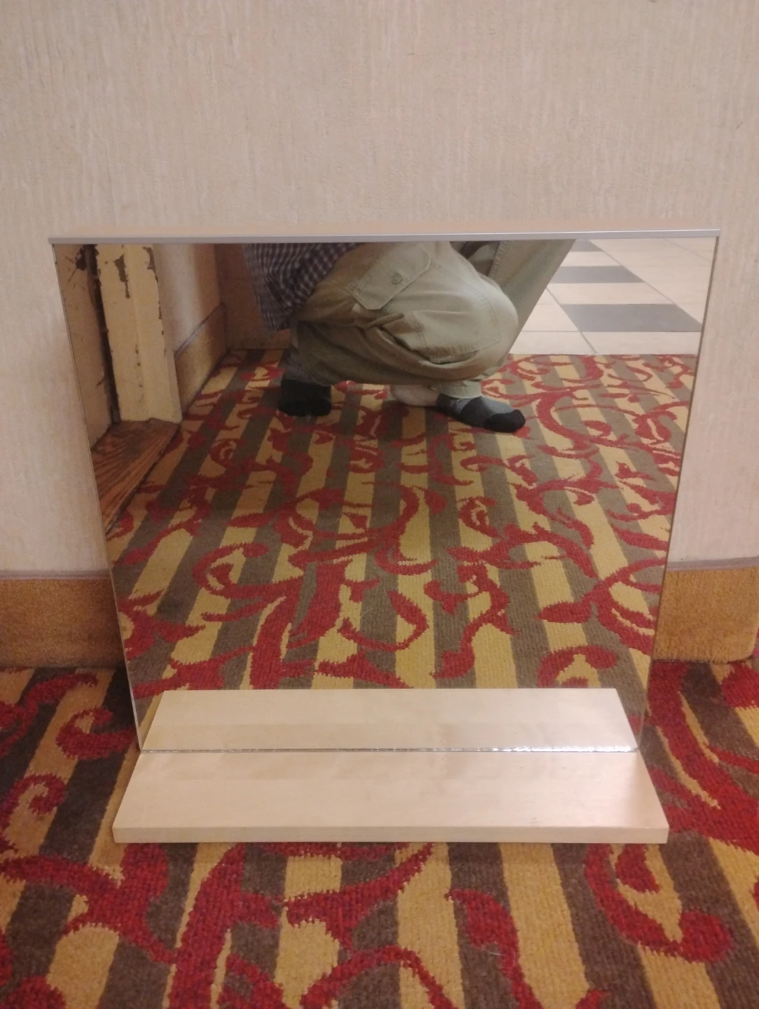 Professional 16x16 Wooden Make Up Mirror