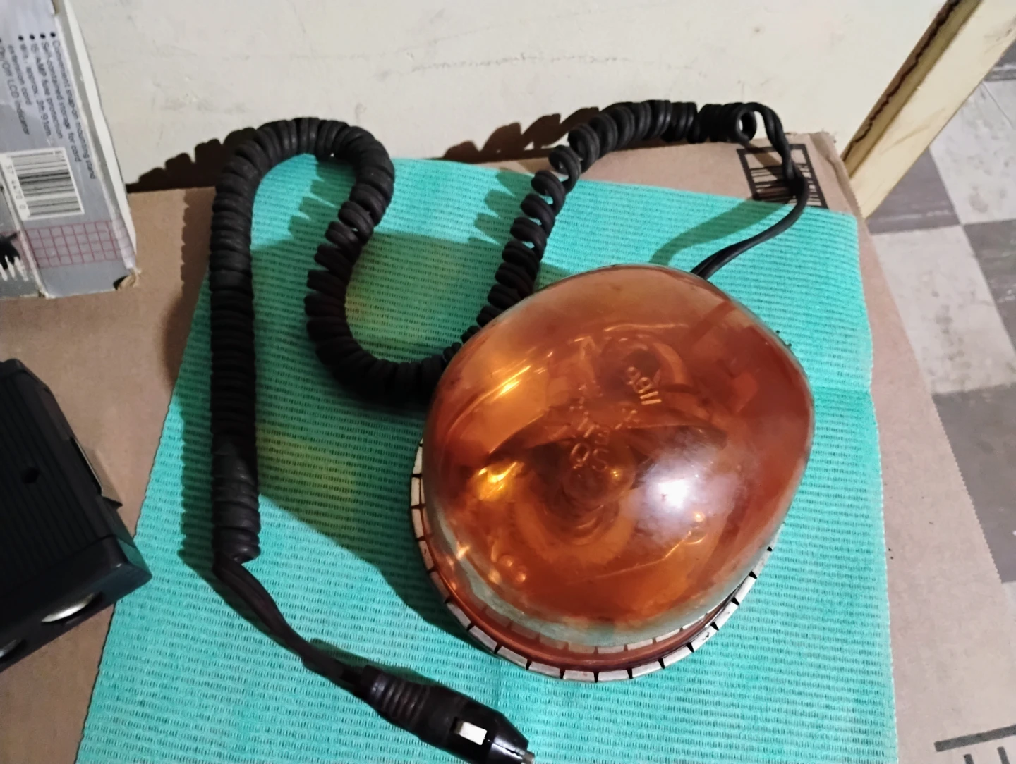 Snowplowing equipment - magnetic lights and power plug - photo 2