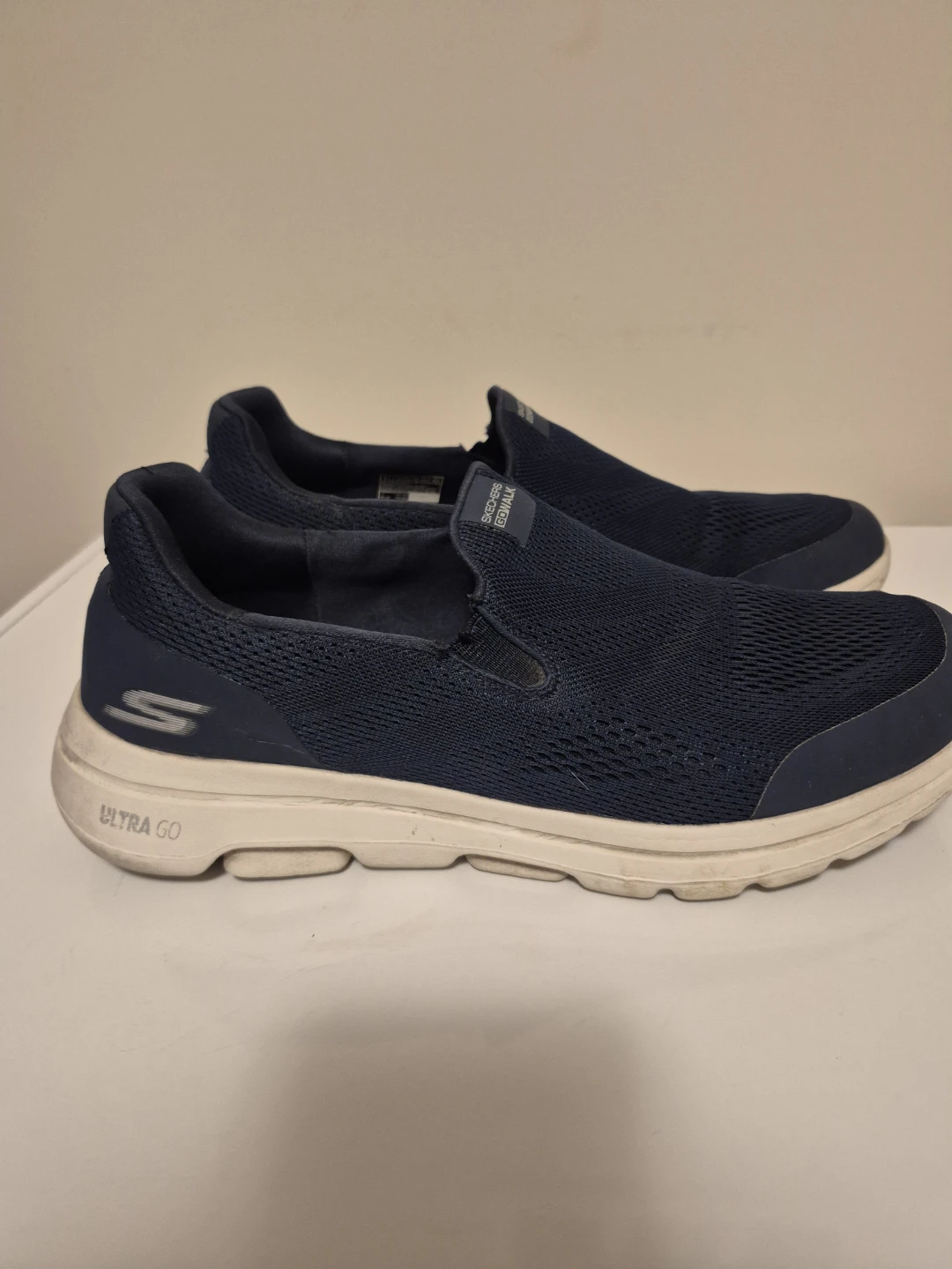 Skechers Go Walk Ultra Go Men's9 Navy Slip-on Shoes ⚽️