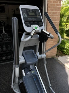 Precor Elliptical Trainer - photo 4