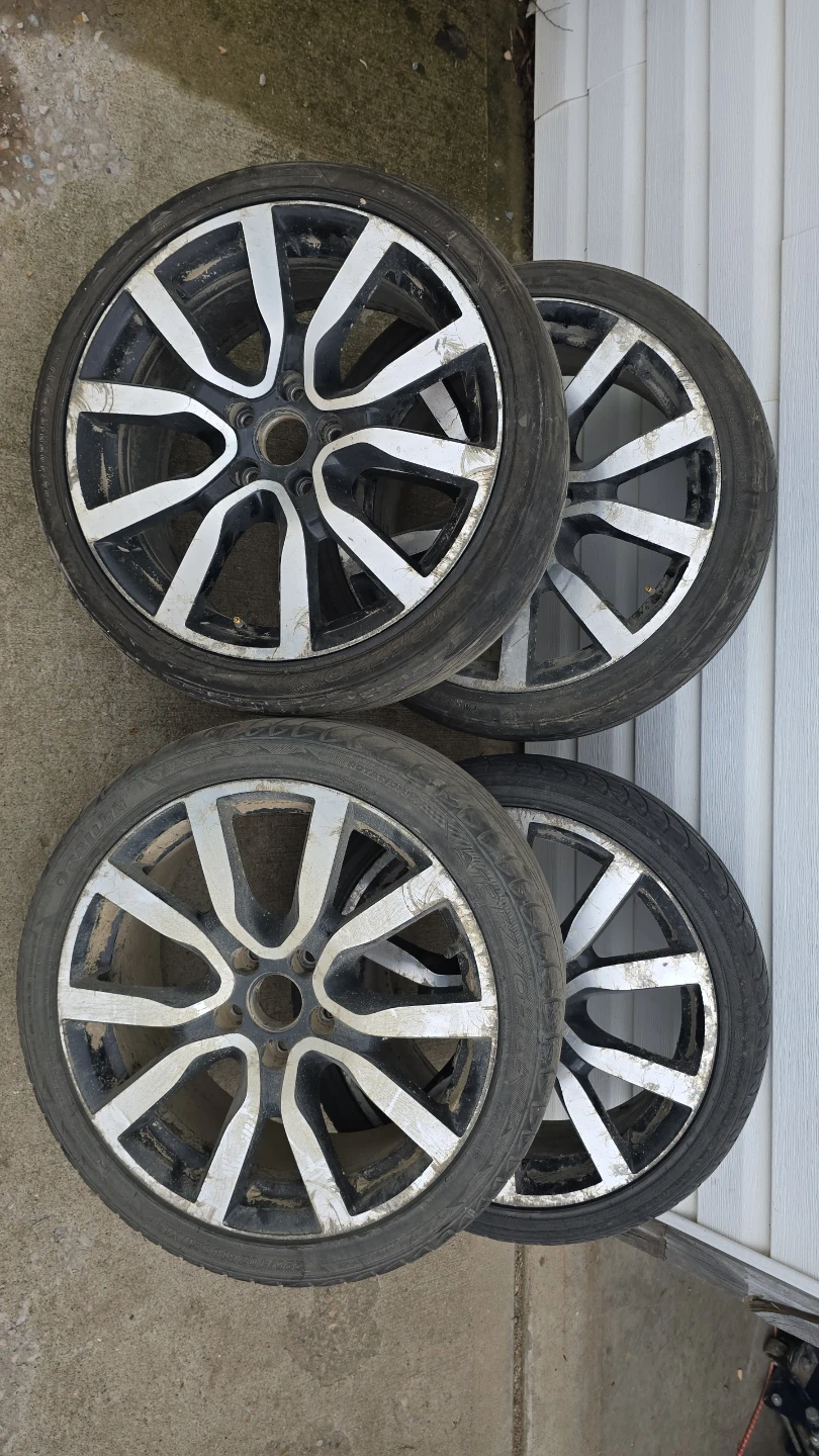 Set of 4 Alloy Wheels