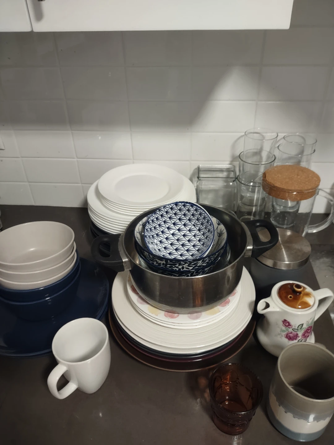 (moving)Kitchenware set with pot, bowls, plates - photo 4