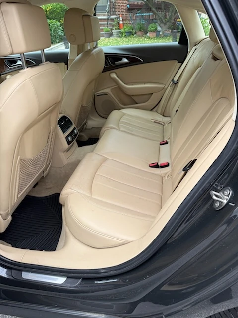 Audi A6 Quattro Sedan - photo 5