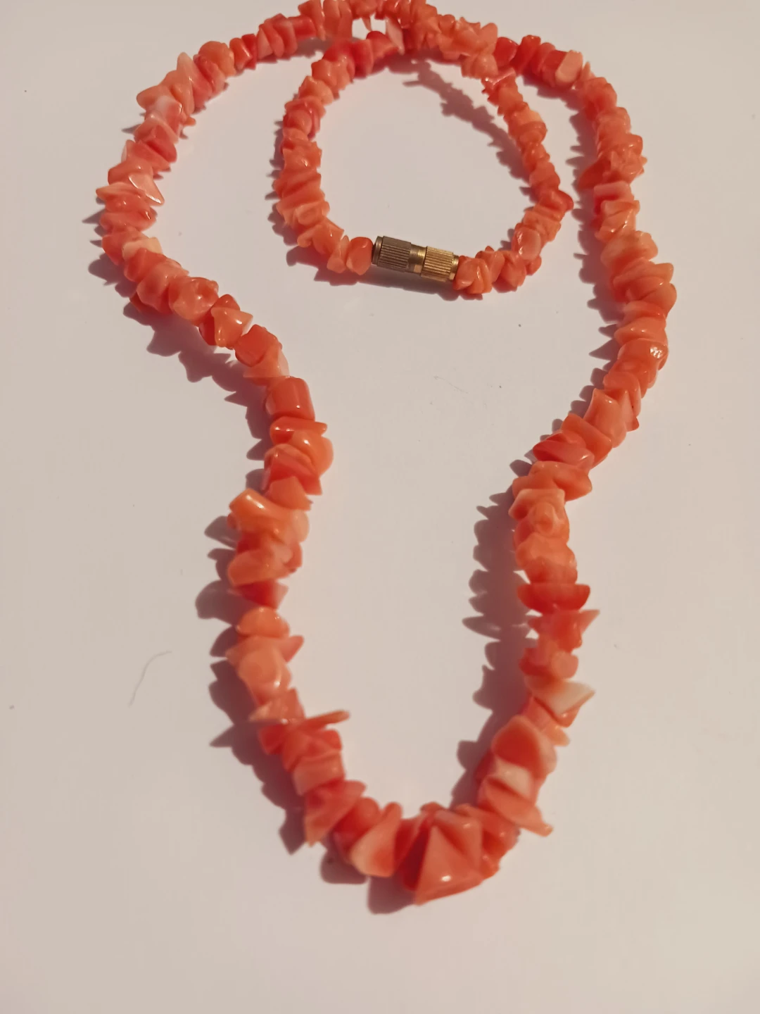 Gorgeous Vintage Coral Beaded Necklace - photo 2