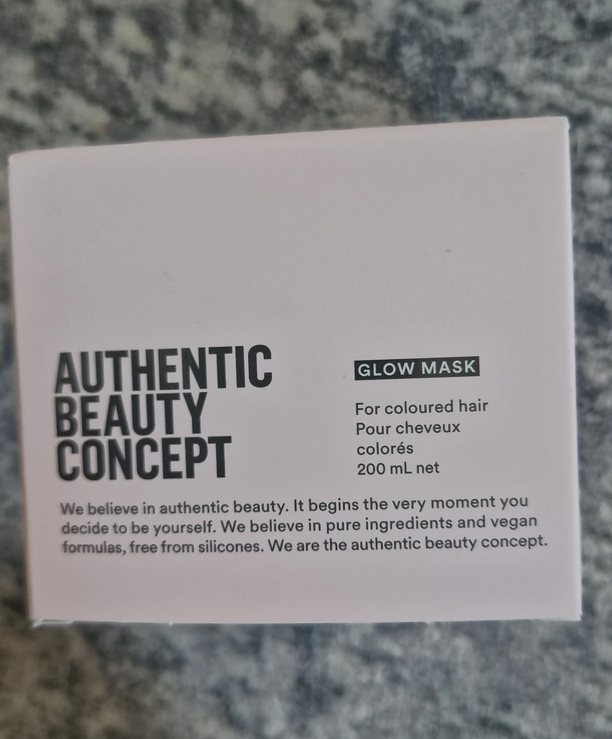 Authentic Beauty Concept Glow Mask for Coloured Hair 200 mL