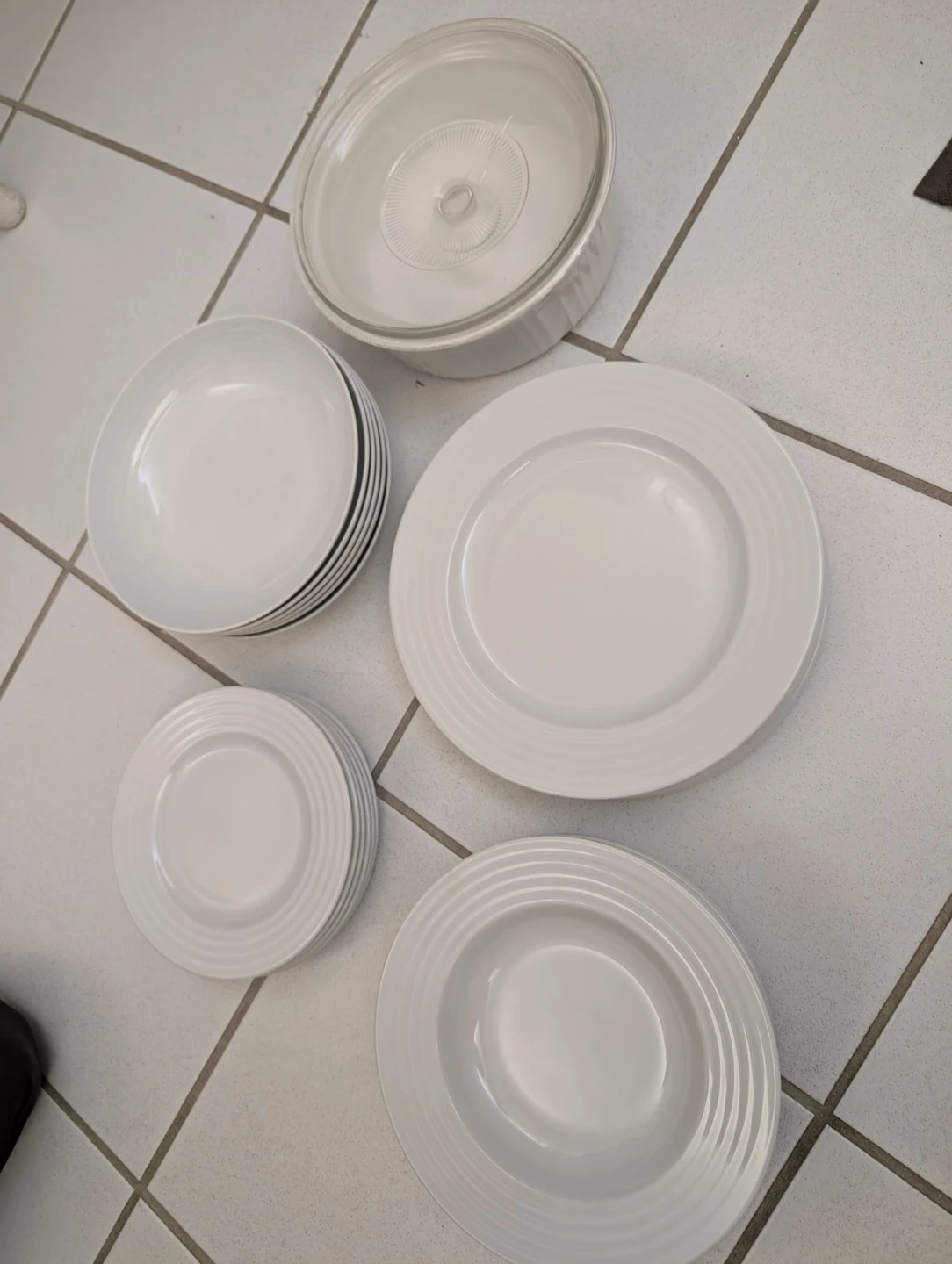 Casserole Dish and Procelain Dinnerware set