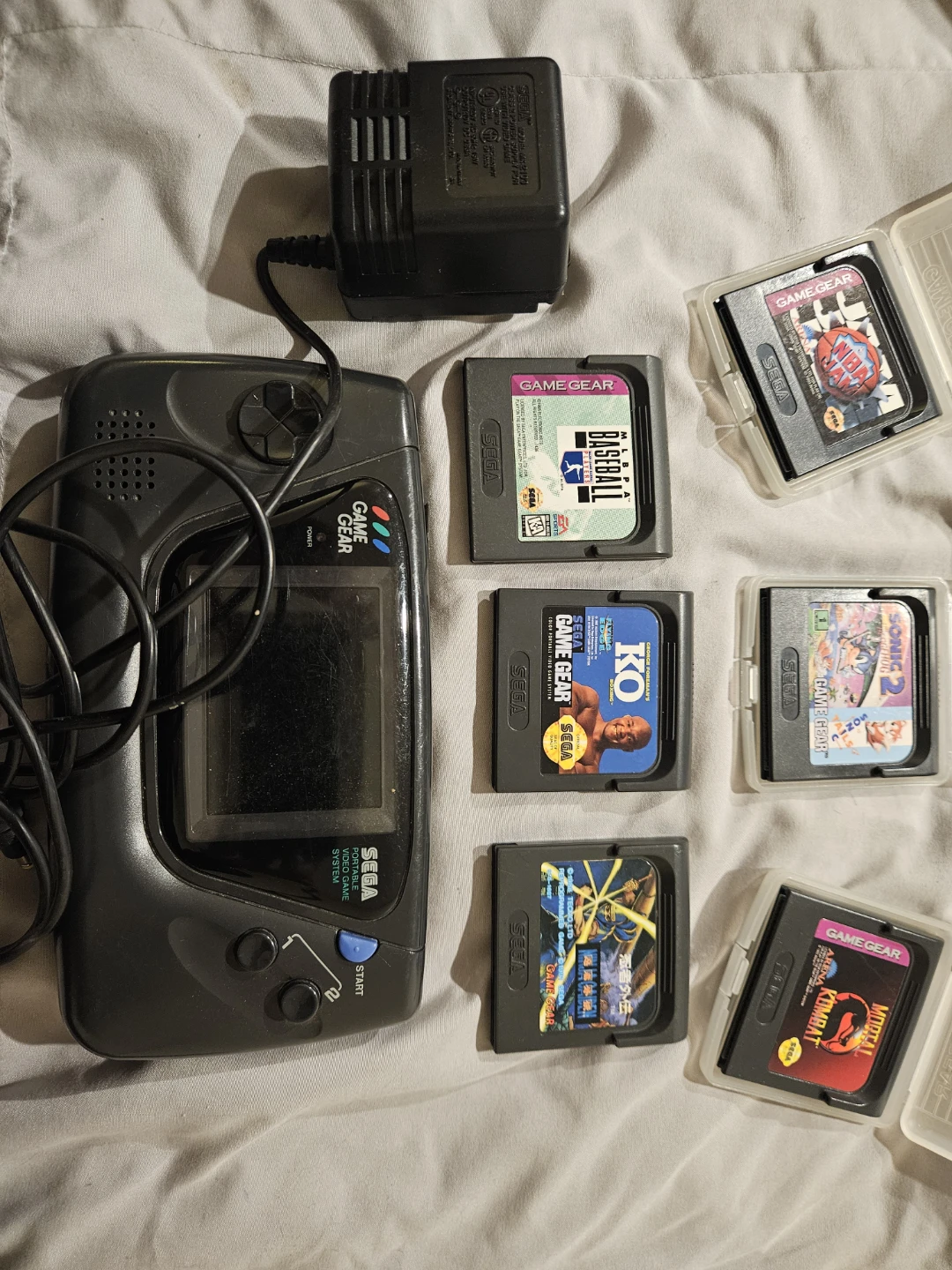 SEGA GAME GEAR BUNDLE – FULLY WORKING + GAMES