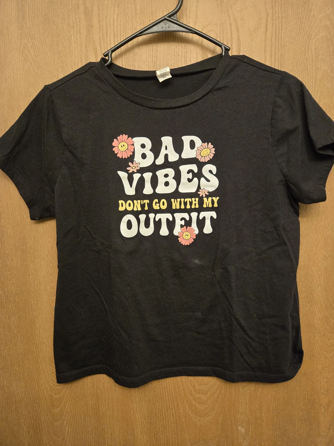 Black "Bad Vibes Don't Go With My Outfit" T-Shirt XL - photo 3
