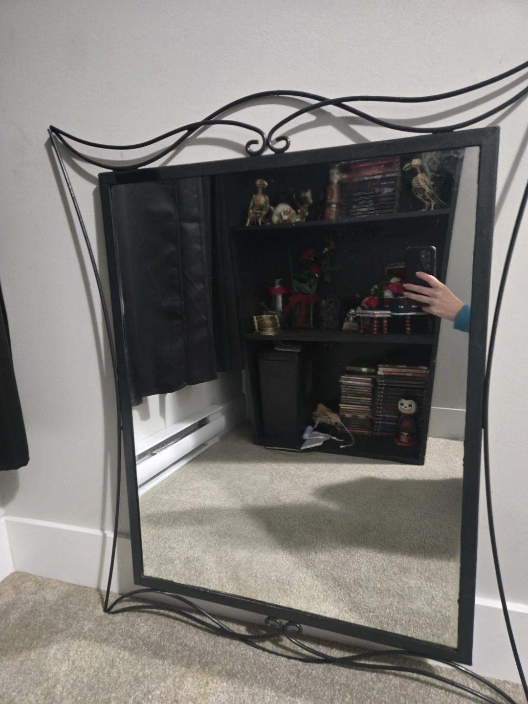 Black Metal Frame Mirror