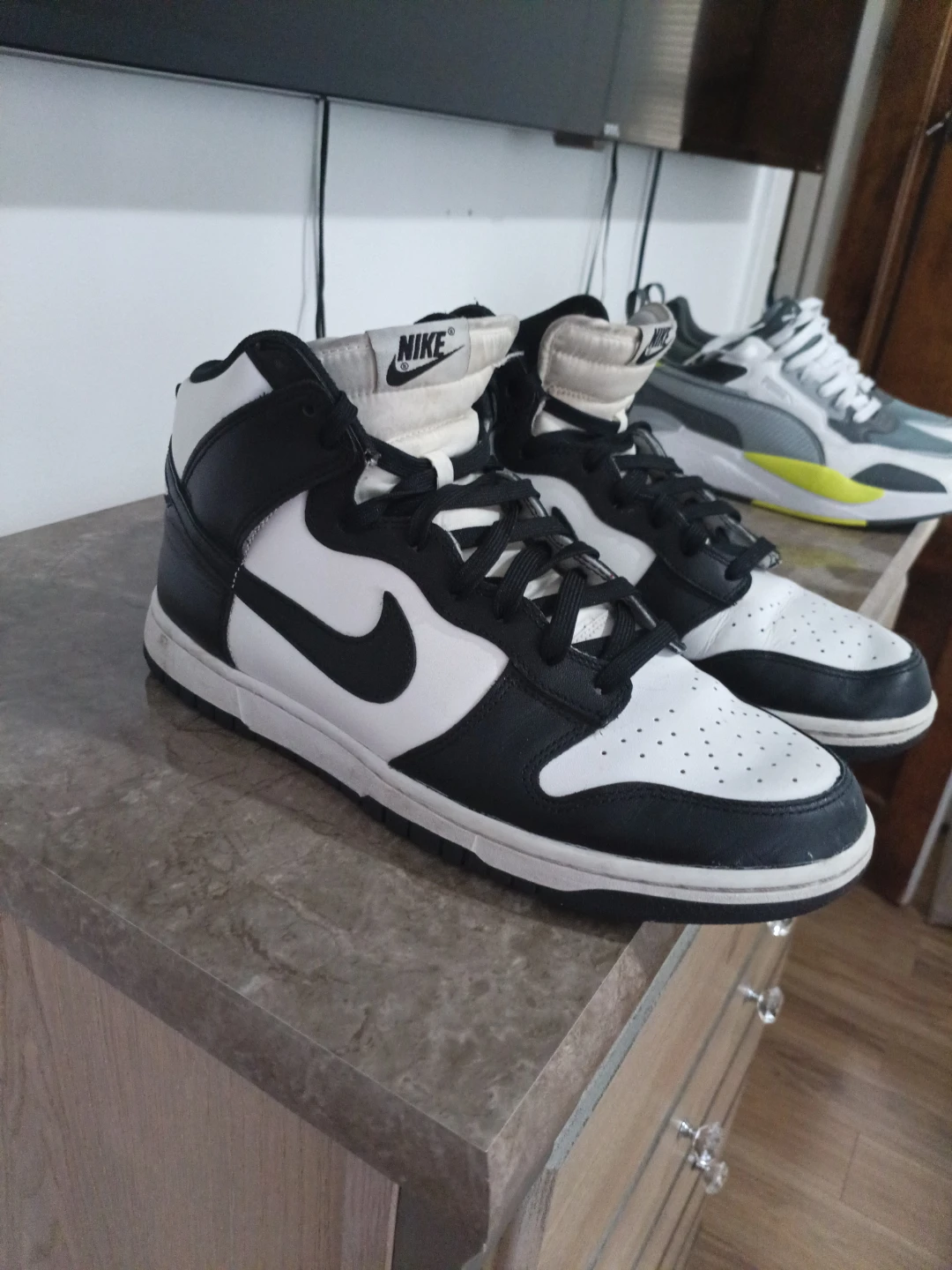 Nike Dunk High Top Sneakers size 11 - photo 2