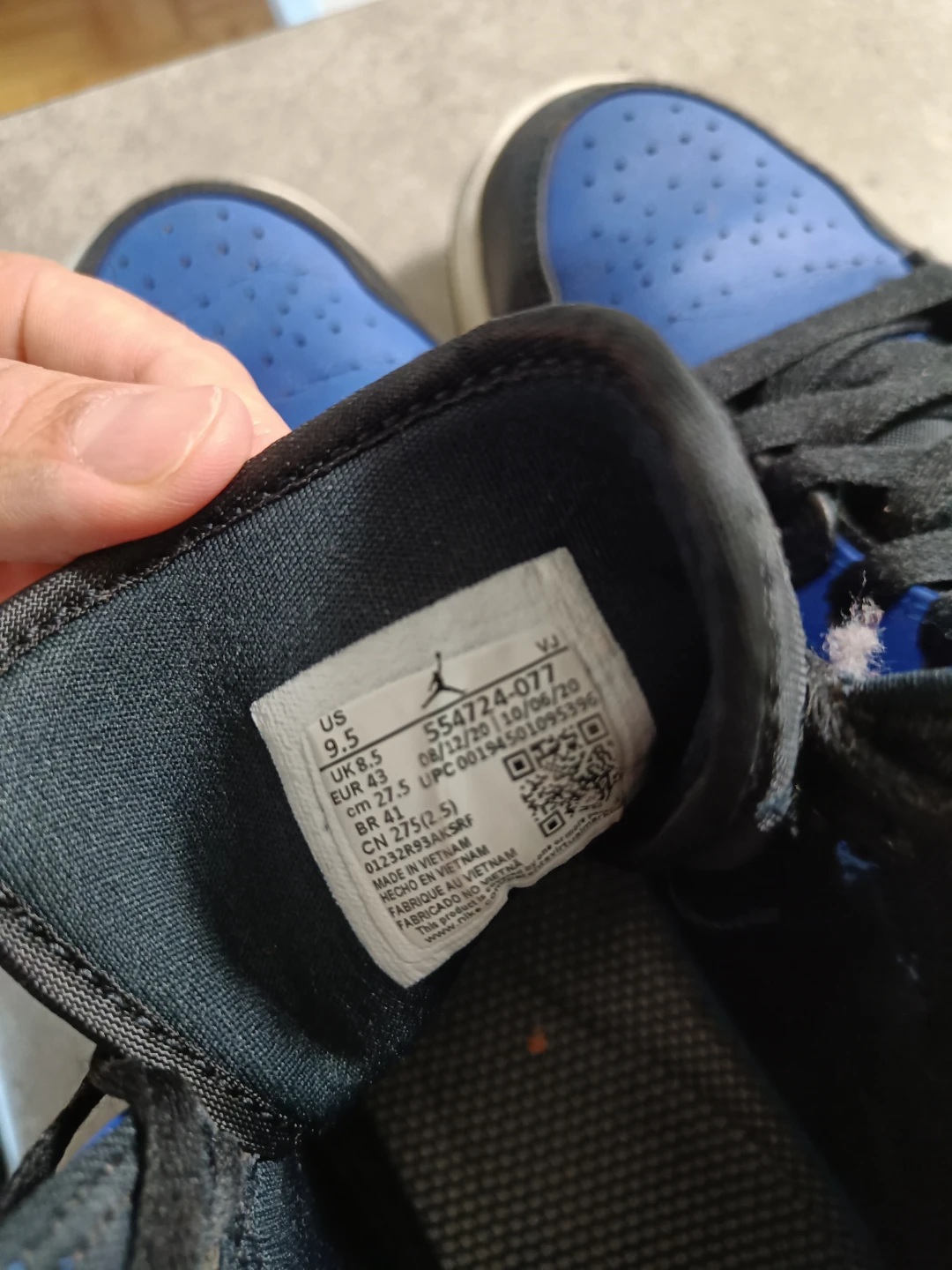 Air Jordan 1 High OG Royal Blue - photo 3