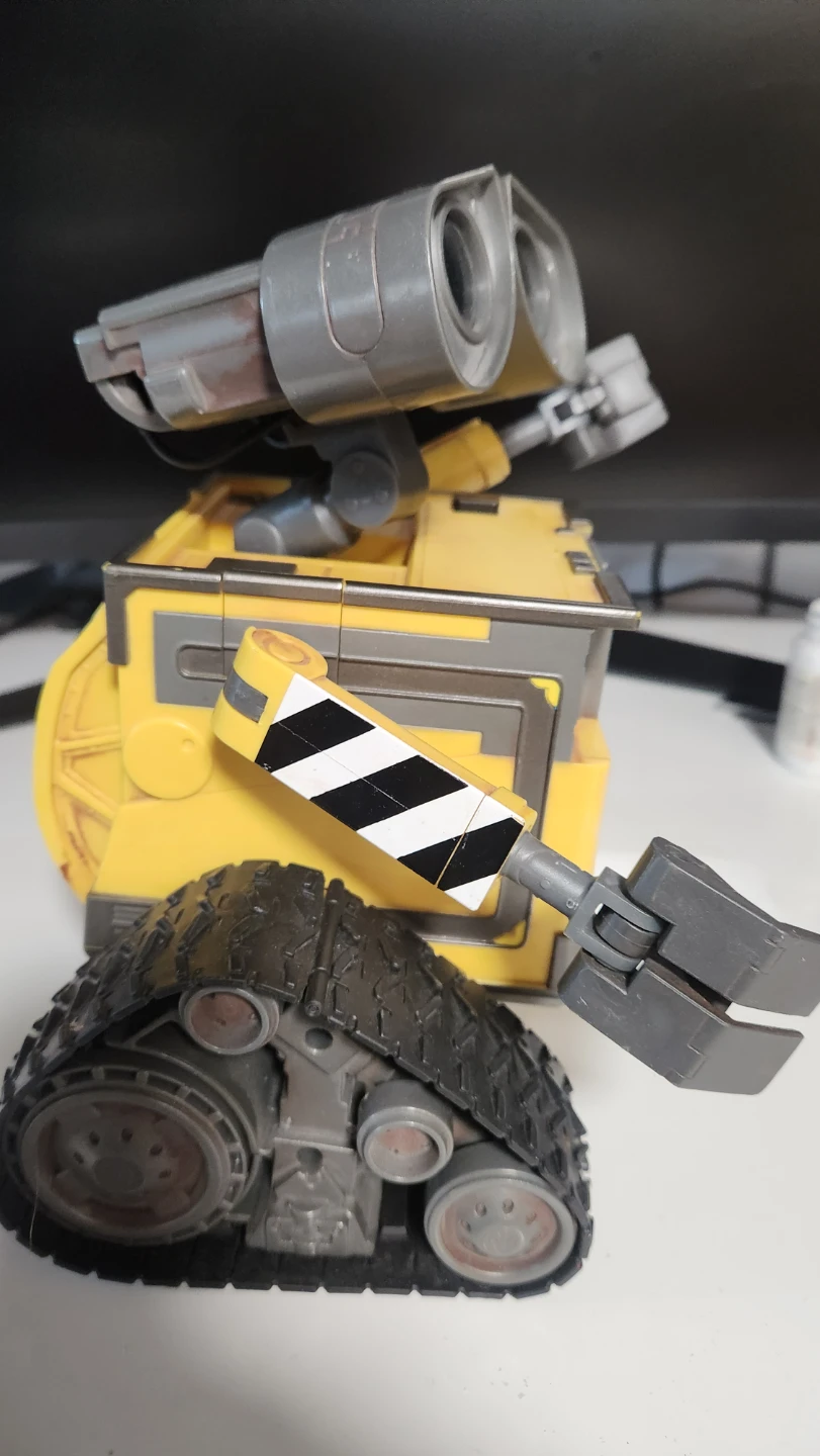Disney Pixar's Wall-E U-Command Remote Control Robot - photo 4