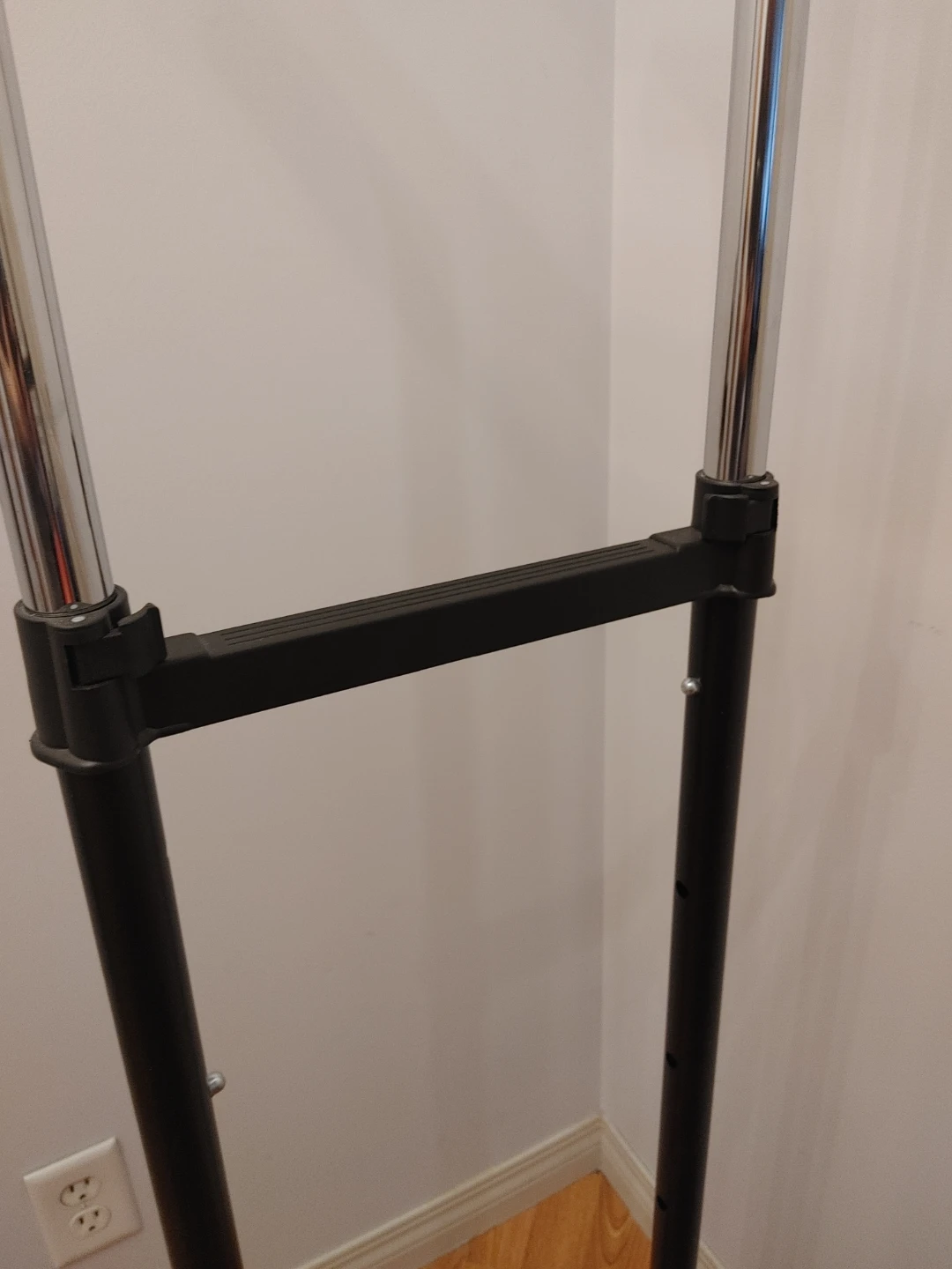 Adjustable Double Garment Rack - photo 3