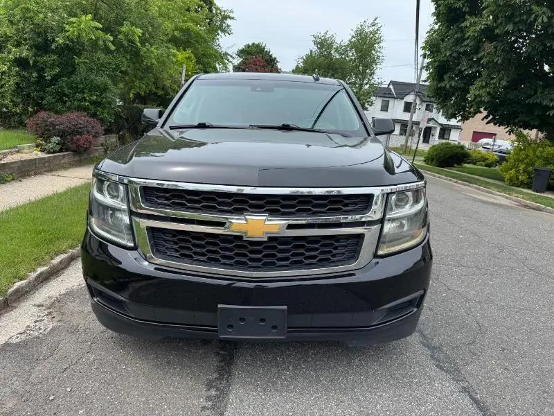 2919 CHEVROLET SUBURBAN 1500 LT AWD - photo 2