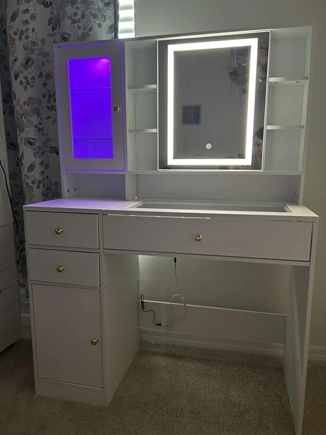 White Vanity Table with Lighted Mirror and Storage - photo 3