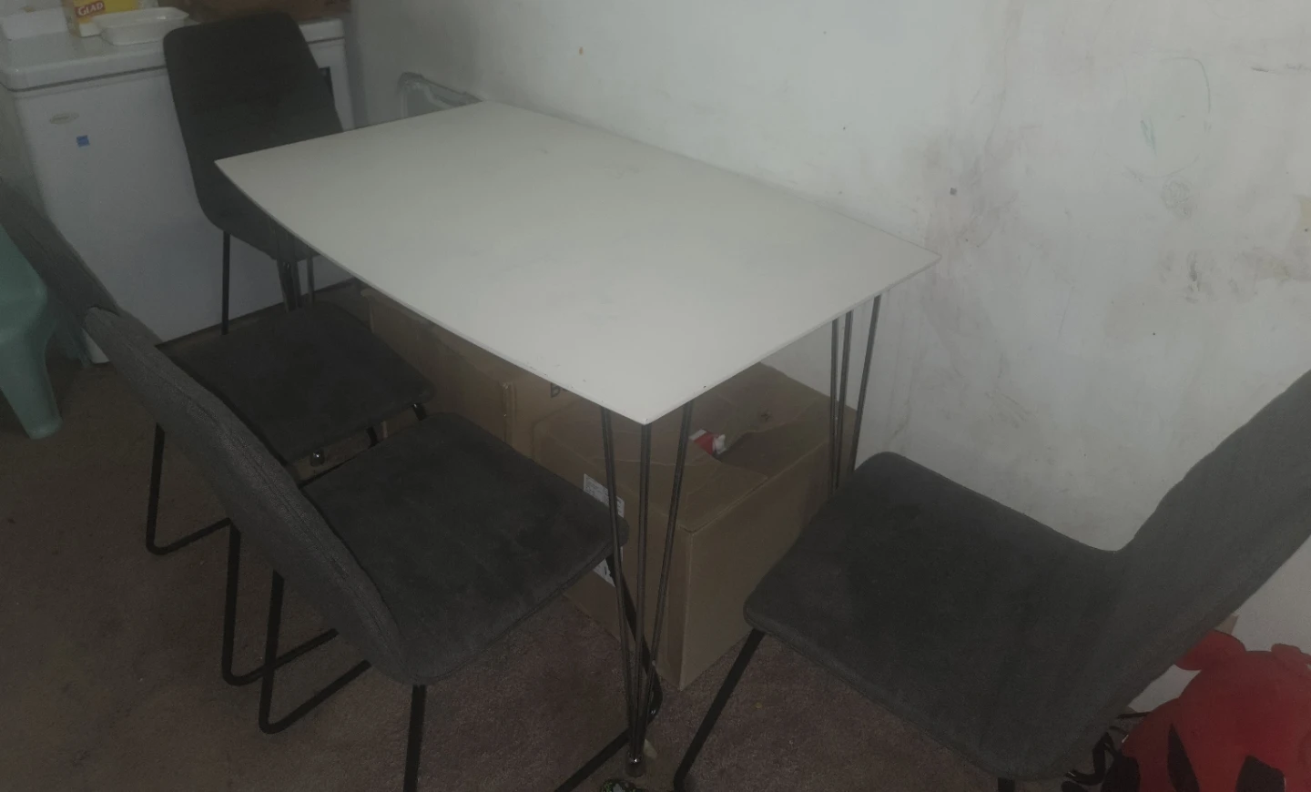 White Dining Table with Grey Chairs - photo 3