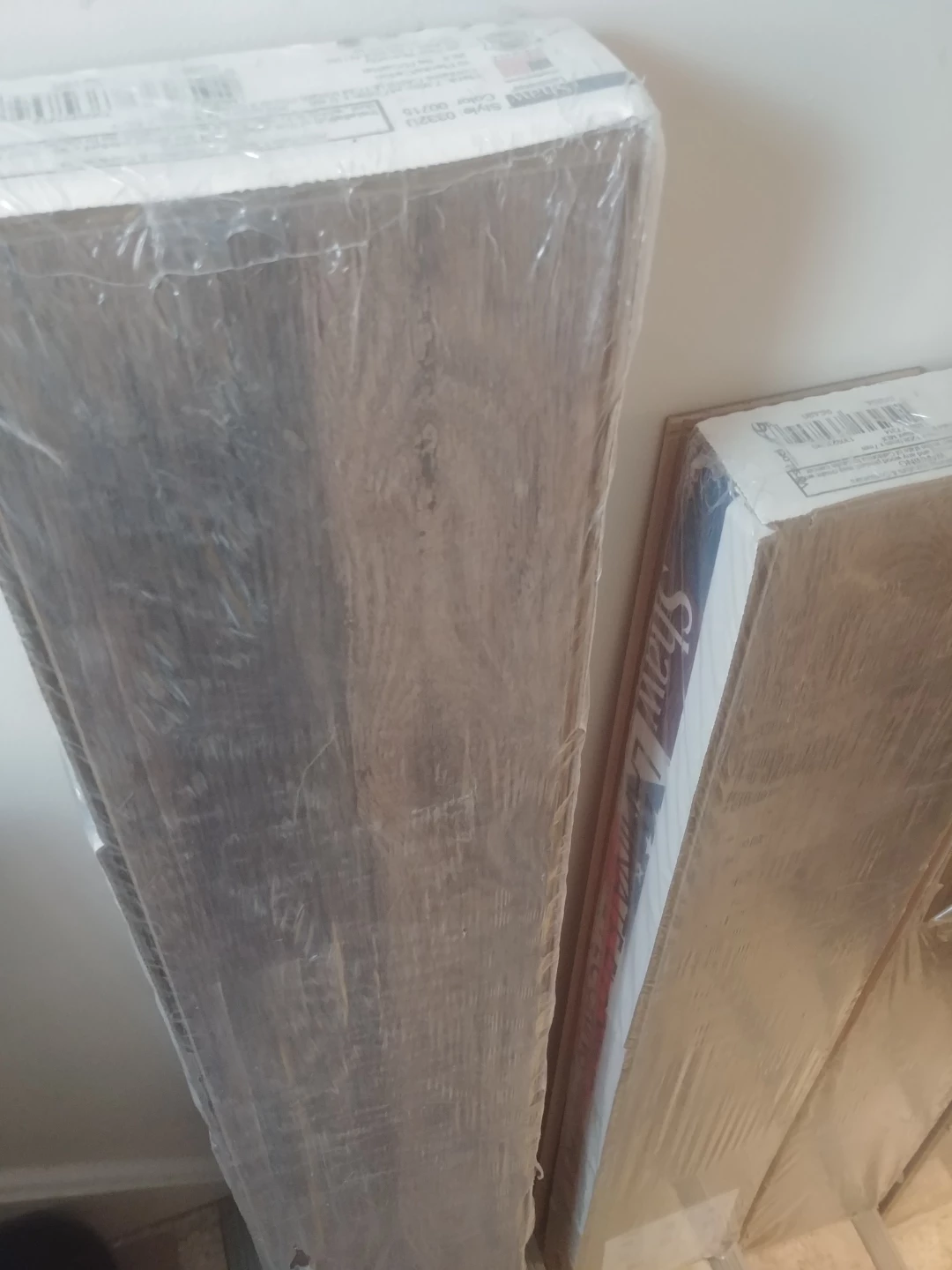 Shaw Laminate Flooring - photo 2