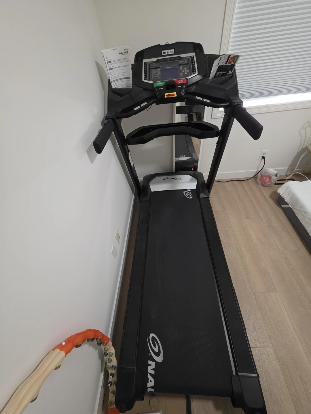 Nautilus T618 Treadmill - photo 3
