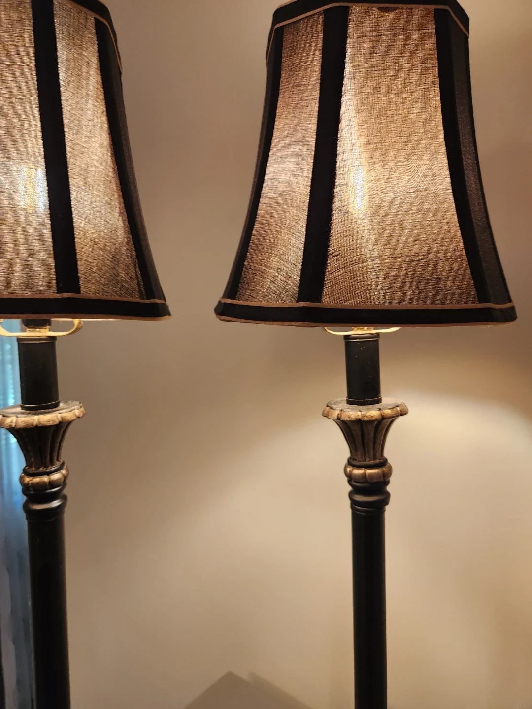 Pair of Vintage Style Table Lamps - photo 4