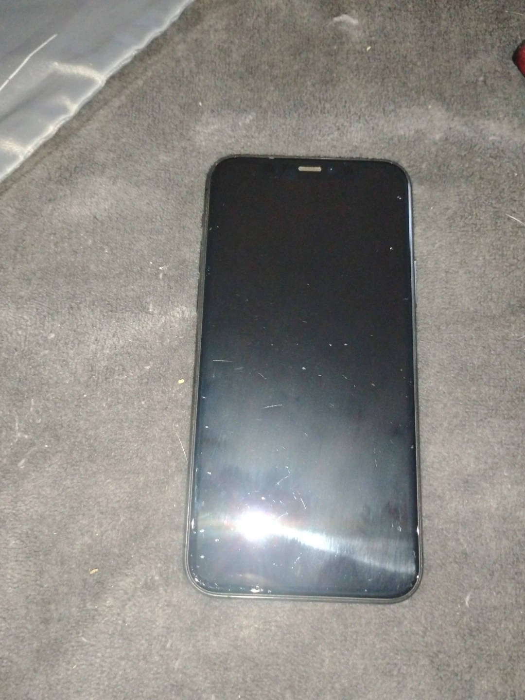 Apple iPhone 11 Pro Max - photo 3