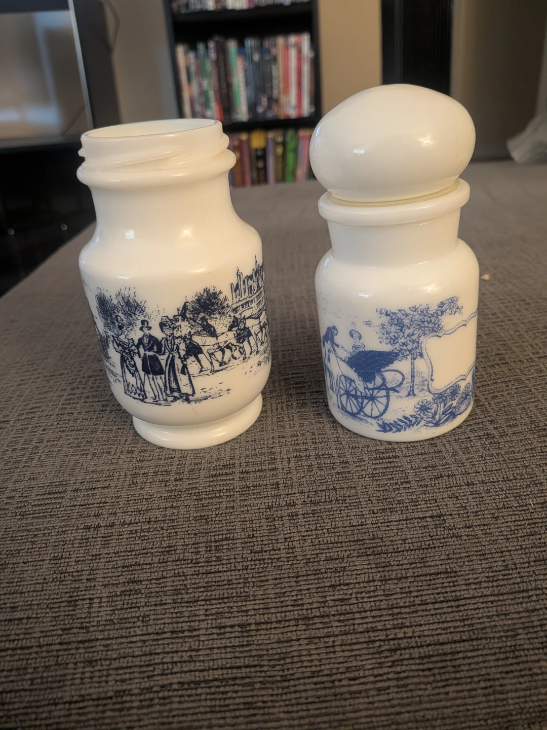 vintage apothecary jars pick up in st Albert - photo 3