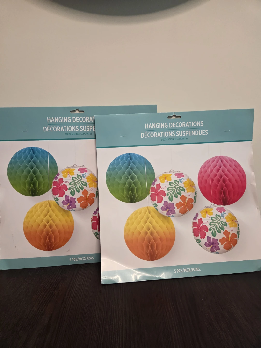 Hwaiian Hanging Decorations - 2 Packs