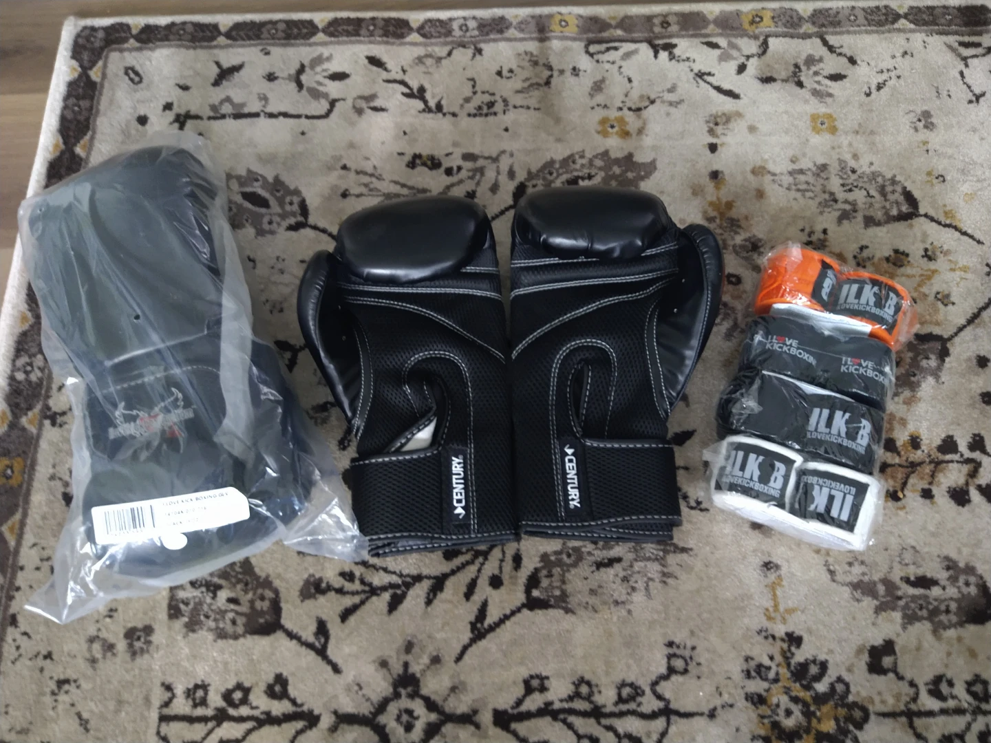 BRAND NEW ILKB 12oz,14oz,16oz Black Gloves FREE Hand Wraps - photo 4