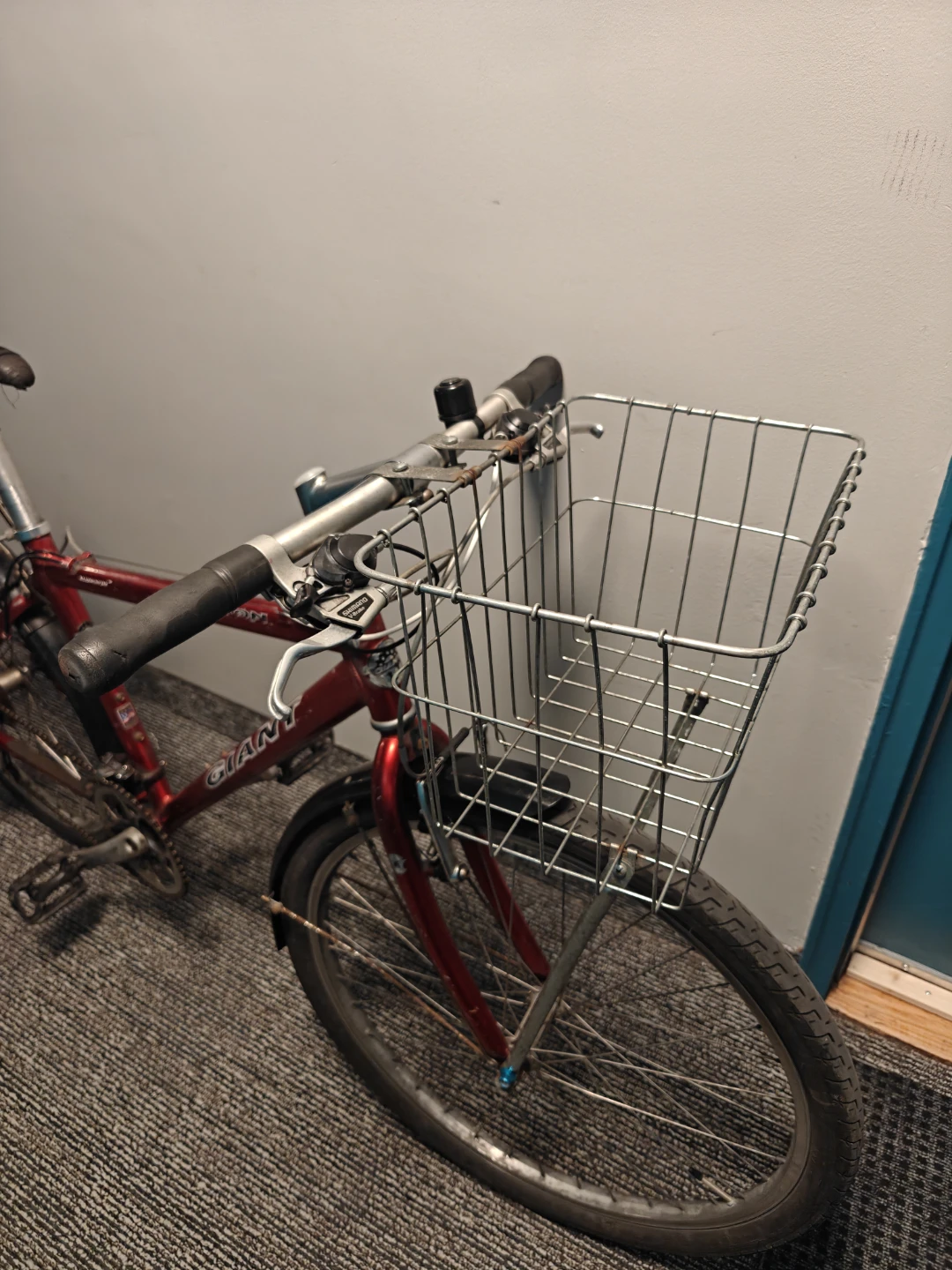 Red Giant Mountain Bike with Basket and Rack - photo 2