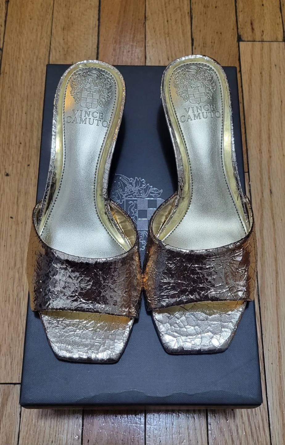 Vince Camuto Women's Gold Crackled Textured Mules - Size 6.5M
