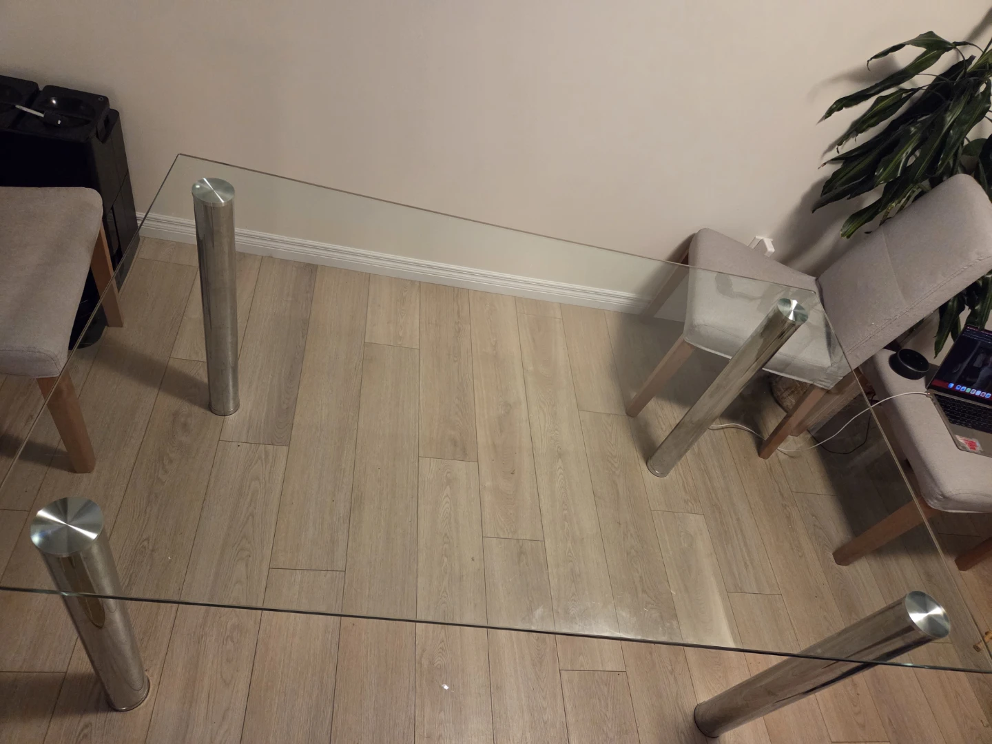 Glass Dining Table with Chrome Legs 60$ OBO - photo 3