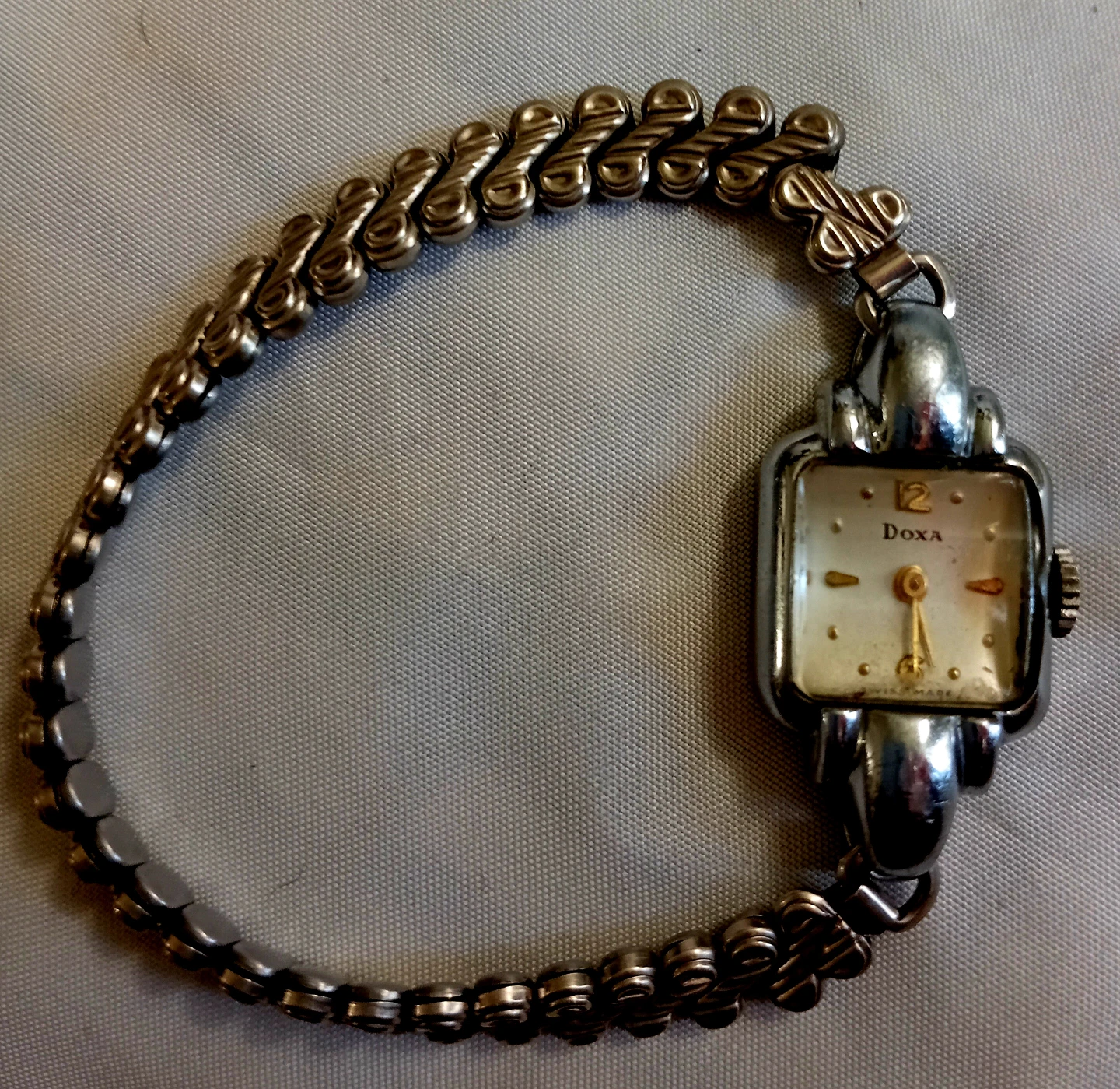 Doxa Women's Vintage Watch