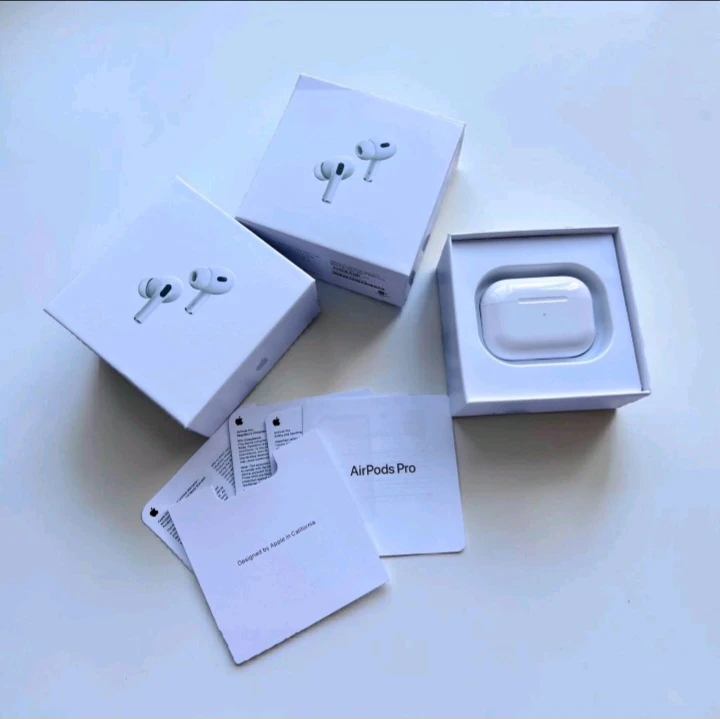 Apple AirPods Pro (2nd Gen) - photo 2