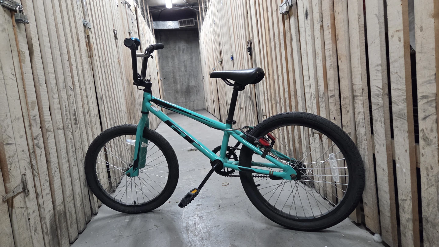 Berm BMX GT Bike