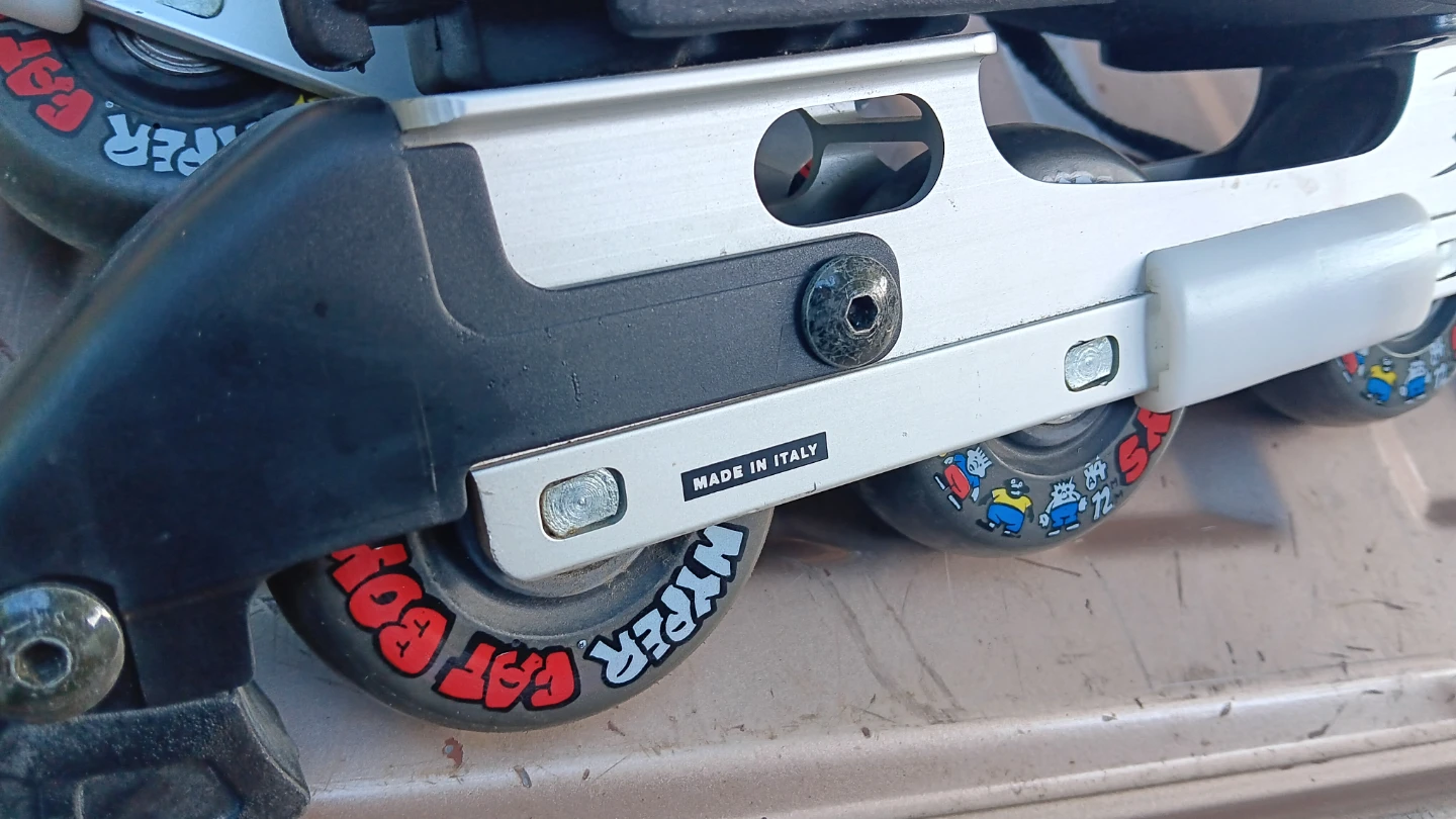 Roces Stunt Skates Size 5.0 - photo 2