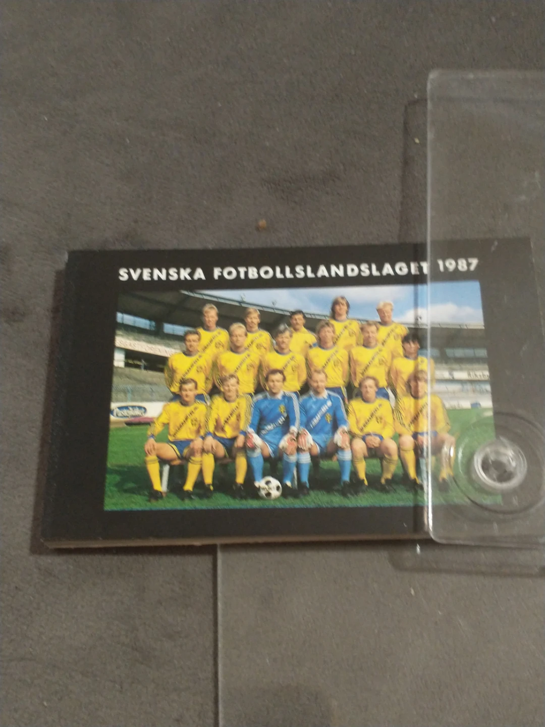 1987 Swedish National Football Team Collectible Cards - photo 2