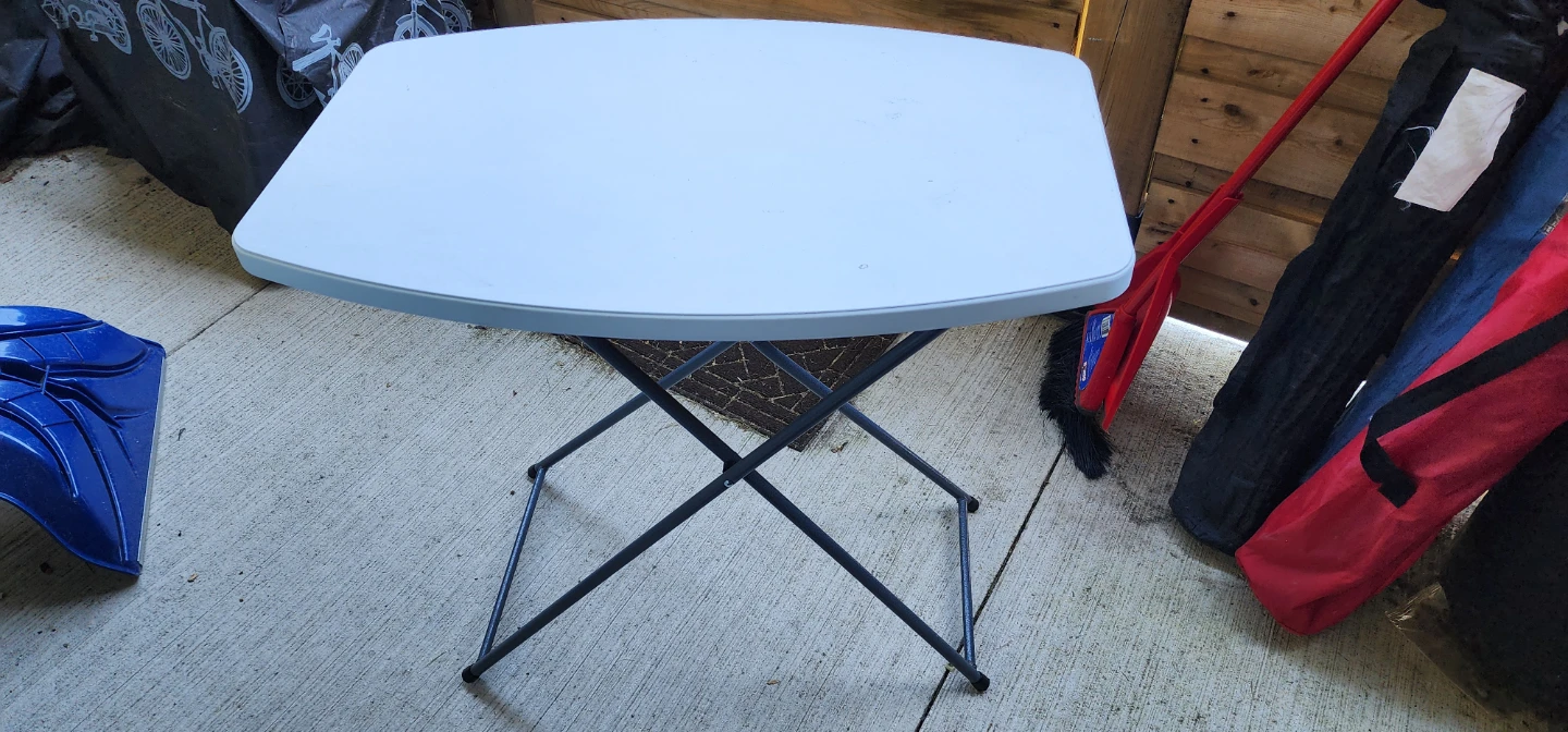Folding Table