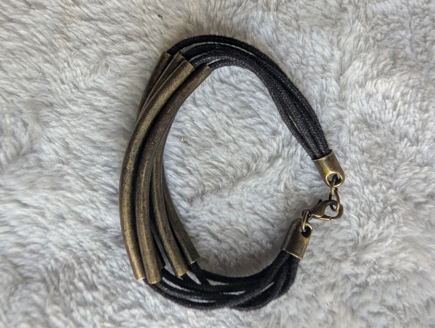 ⚽Multi-strand cord bracelet with antique gold-tone bars