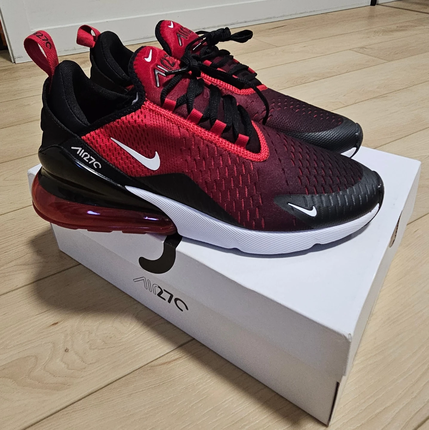 Nike Air Max 270 Red Black Sneakers