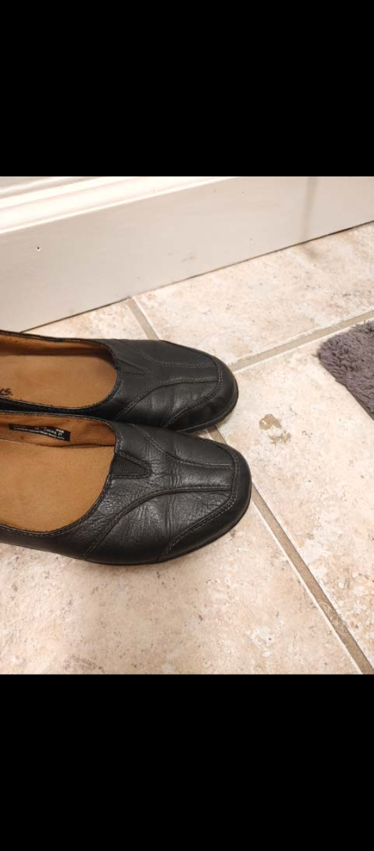 Leather Slip-On Shoes Women's Size 6.5 - photo 3
