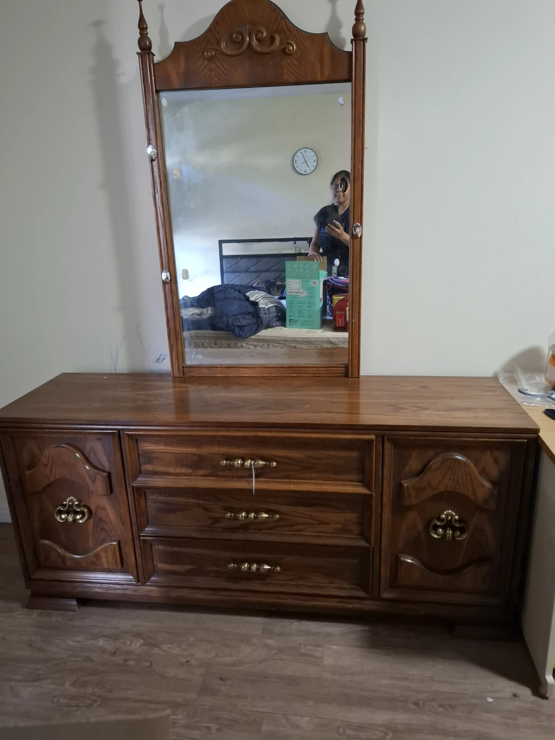 Vintage Wooden Dresser with Mirror - photo 4