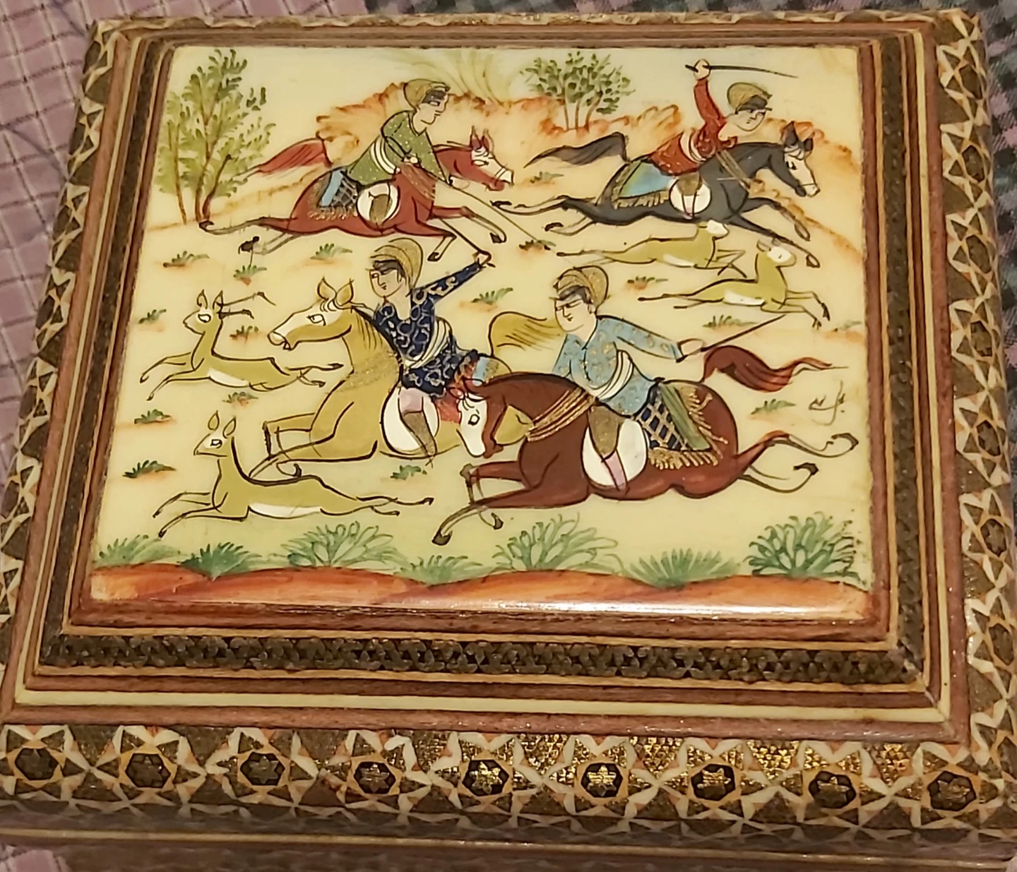 Decorative Trinket Box - Hand-Painted Hunting Scene
